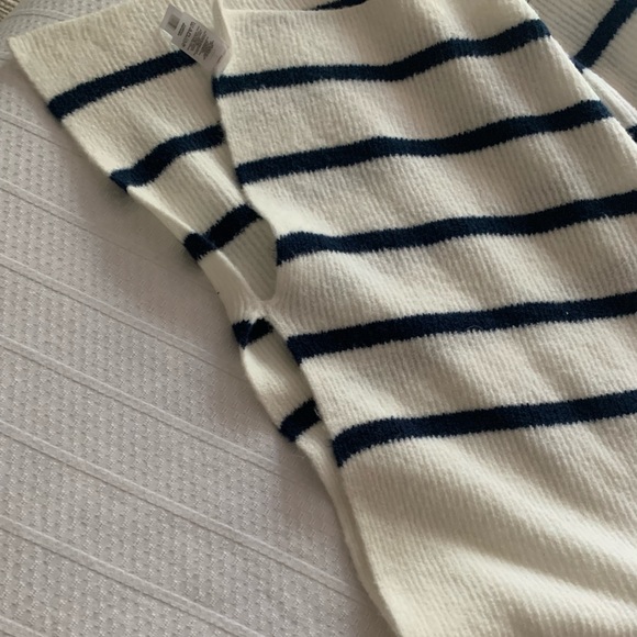 Super soft brand new with tag Loft nautical Sweater oversized and so soft! - Picture 2 of 3